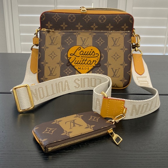 Louis Vuitton X Nigo X Virgil Abloh Trio Messenger Bag - Picture 2 of 15